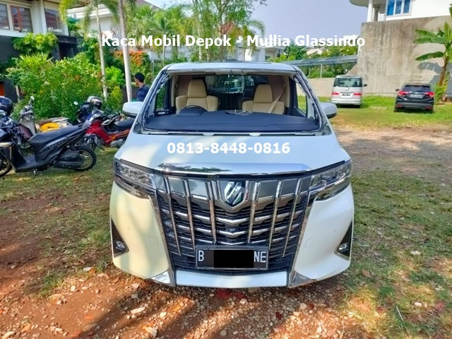 Kaca Mobil Depan Toyota Alphard di Depok dan Bogor