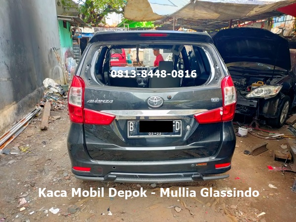 Harga Penggantian Kaca Belakang Avanza Xenia  Murah di Depok Bogor