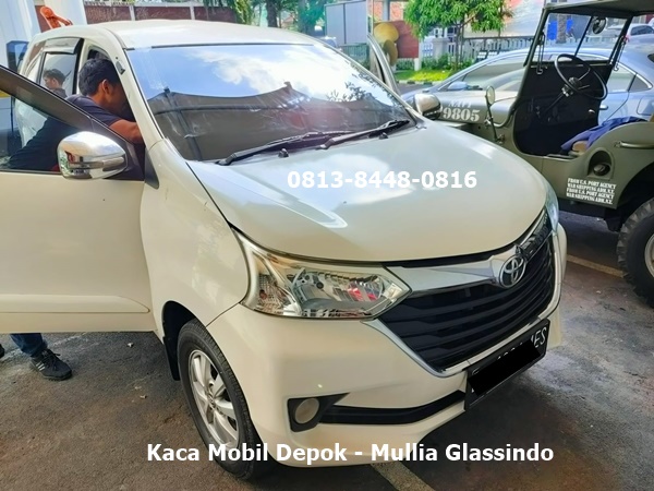 ganti kaca depan avanza xenia di depok bogor