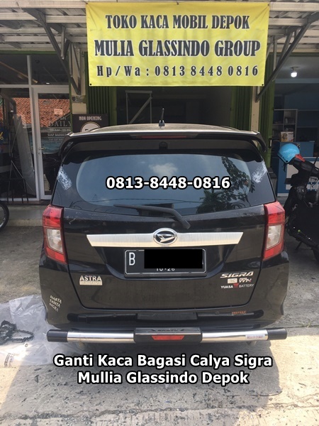 Kaca Belakang Calya Sigra di Depok