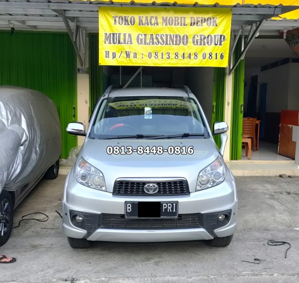 kaca depan rush terios di depok